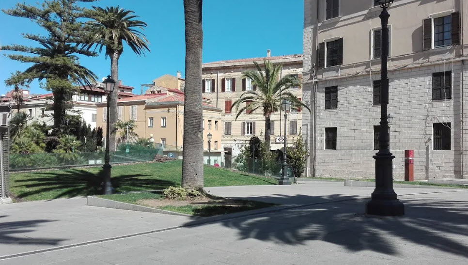 Barbacane Del Castello Aragonese, Italy